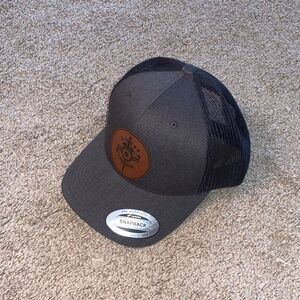 NEW Vikings Ragnar Lodbrok Lothbrok Trucker Baseball Hat Mesh Snap Back Gray